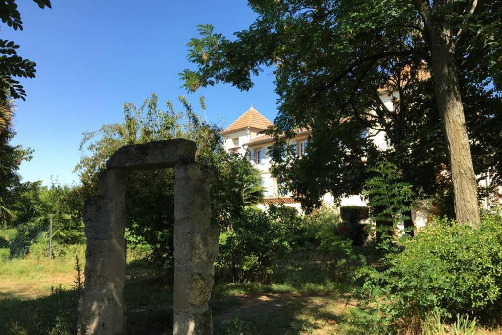 Domaine De Menerque - Petit Chateau Avec Piscine Lisle-sur-Tarn Exteriör bild